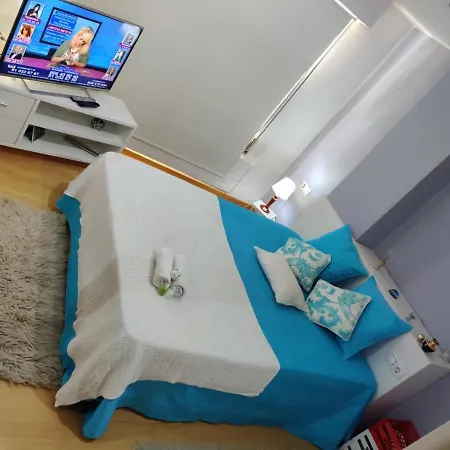 Elegante Y Amplio Apartamento En Pleno Centro De *